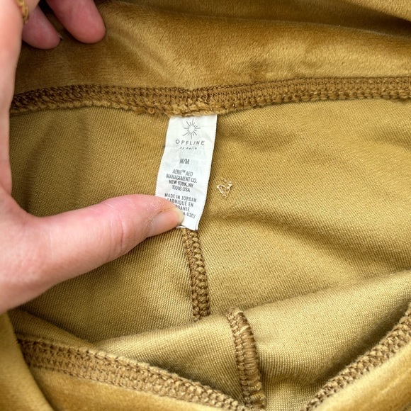 Aerie offline velvet high waisted leggings - Picture 3 of 3